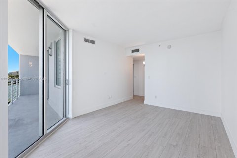 Copropriété à louer à Miami, Floride: 2 chambres, 112.88 m2 № 2417113 - photo 19