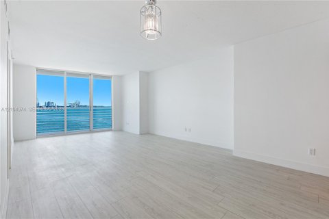 Copropriété à louer à Miami, Floride: 2 chambres, 112.88 m2 № 2417113 - photo 10
