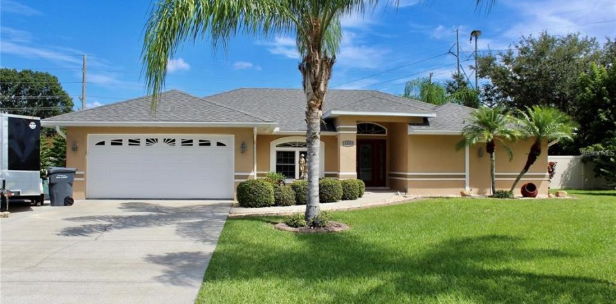Villa ou maison à Lakeland, Floride 3 chambres, 194.63 m2 № 2390884