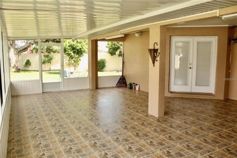 Villa ou maison à louer à Lakeland, Floride: 3 chambres, 194.63 m2 № 2390884 - photo 23