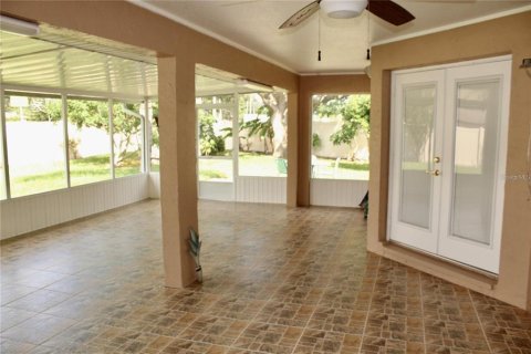 Villa ou maison à louer à Lakeland, Floride: 3 chambres, 194.63 m2 № 2390884 - photo 21