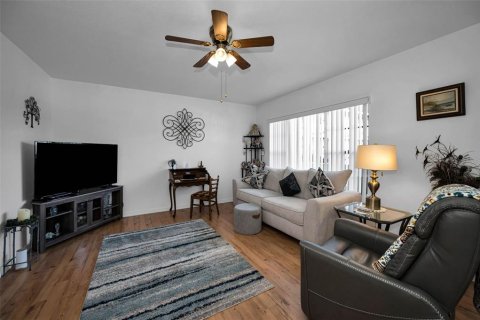 Copropriété à vendre à Clearwater, Floride: 1 chambre, 76.64 m2 № 2109434 - photo 6