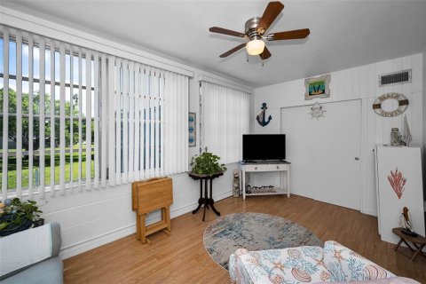 Copropriété à vendre à Clearwater, Floride: 1 chambre, 76.64 m2 № 2109434 - photo 13