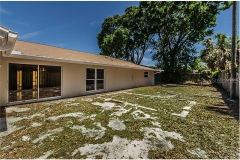 Villa ou maison à louer à Saint Petersburg, Floride: 5 chambres, 307.13 m2 № 2418546 - photo 22
