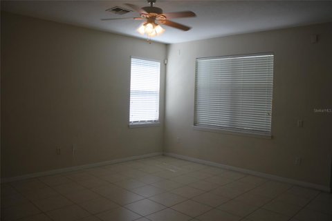 Villa ou maison à louer à Kissimmee, Floride: 4 chambres, 235.14 m2 № 1834892 - photo 5