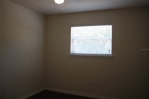 Villa ou maison à louer à Kissimmee, Floride: 4 chambres, 235.14 m2 № 1834892 - photo 14