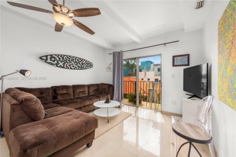 Condominio en alquiler en Miami Beach, Florida, 1 dormitorio, 61.04 m2 № 1990270 - foto 29