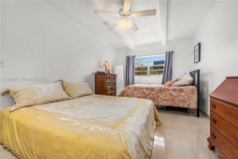 Condominio en alquiler en Miami Beach, Florida, 1 dormitorio, 61.04 m2 № 1990270 - foto 25