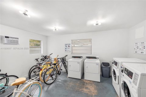 Condominio en alquiler en Miami Beach, Florida, 1 dormitorio, 61.04 m2 № 1990270 - foto 4