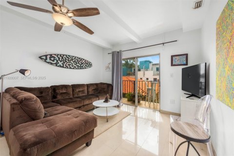 Condominio en alquiler en Miami Beach, Florida, 1 dormitorio, 61.04 m2 № 1990270 - foto 30