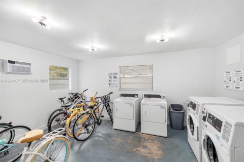 Condominio en alquiler en Miami Beach, Florida, 1 dormitorio, 61.04 m2 № 1990270 - foto 5