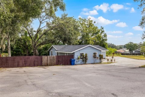 Commercial property in Groveland, Florida 155.8 sq.m. № 2321756 - photo 6