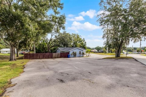 Commercial property in Groveland, Florida 155.8 sq.m. № 2321756 - photo 7