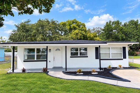 Casa en Kissimmee, Florida 3 dormitorios, 129.69 m2 № 2383736