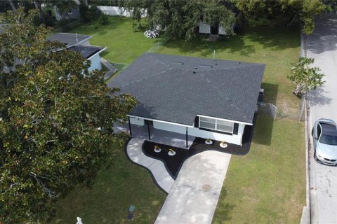 Casa en venta en Kissimmee, Florida, 3 dormitorios, 129.69 m2 № 2383736 - foto 24
