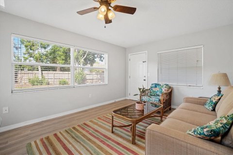 Casa en alquiler en Sarasota, Florida, 4 dormitorios, 170.38 m2 № 1900579 - foto 13