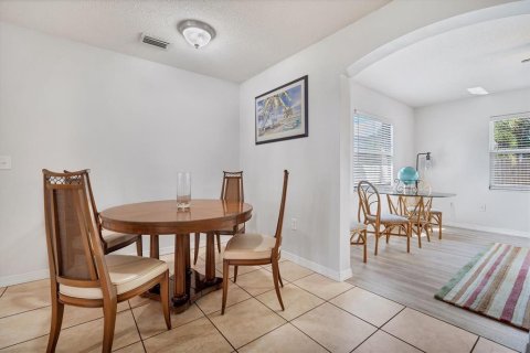 Casa en alquiler en Sarasota, Florida, 4 dormitorios, 170.38 m2 № 1900579 - foto 12