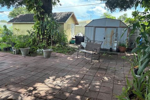 Casa en venta en Tampa, Florida, 3 dormitorios, 100.52 m2 № 1910686 - foto 18