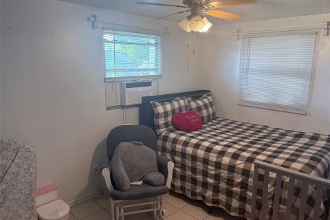 Casa en venta en Tampa, Florida, 3 dormitorios, 100.52 m2 № 1910686 - foto 10