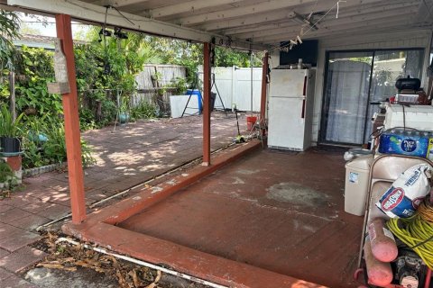 Casa en venta en Tampa, Florida, 3 dormitorios, 100.52 m2 № 1910686 - foto 25