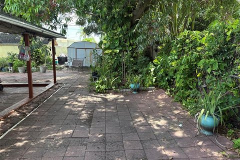 Casa en venta en Tampa, Florida, 3 dormitorios, 100.52 m2 № 1910686 - foto 21