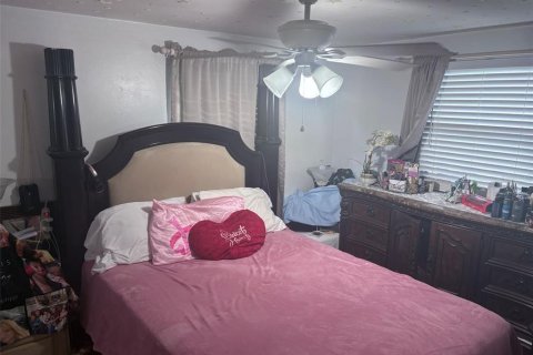 Casa en venta en Tampa, Florida, 3 dormitorios, 100.52 m2 № 1910686 - foto 13