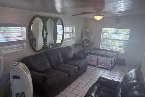 Casa en venta en Tampa, Florida, 3 dormitorios, 100.52 m2 № 1910686 - foto 3