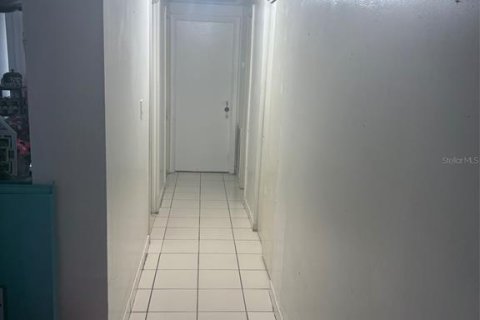 Casa en venta en Tampa, Florida, 3 dormitorios, 100.52 m2 № 1910686 - foto 8