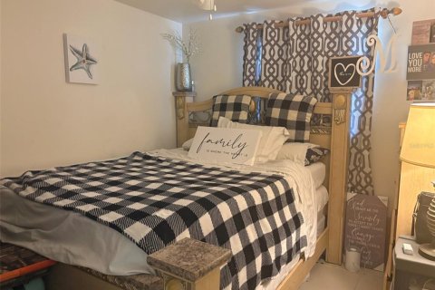 Casa en venta en Tampa, Florida, 3 dormitorios, 100.52 m2 № 1910686 - foto 14