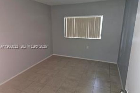 Condo in West Palm Beach, Florida, 2 bedrooms  № 2031743 - photo 12