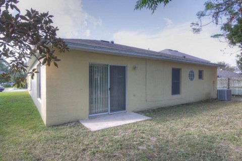 Villa ou maison à louer à Apopka, Floride: 4 chambres, 174.1 m2 № 1914535 - photo 16