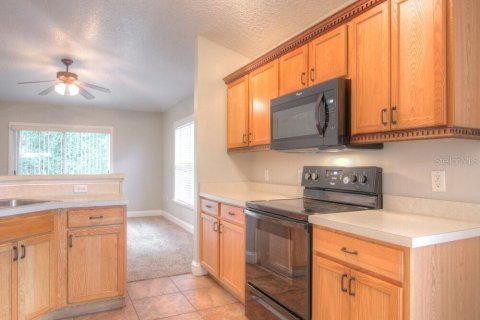 Villa ou maison à louer à Apopka, Floride: 4 chambres, 174.1 m2 № 1914535 - photo 5