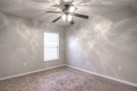 Villa ou maison à louer à Apopka, Floride: 4 chambres, 174.1 m2 № 1914535 - photo 10