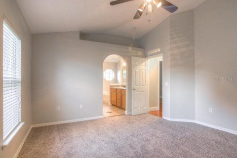 Villa ou maison à louer à Apopka, Floride: 4 chambres, 174.1 m2 № 1914535 - photo 14