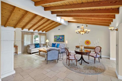 Купить виллу или дом в Майами-Шорс, Флорида 4 спальни, 335.47м2, № 2018267 - фото 13