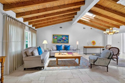 Купить виллу или дом в Майами-Шорс, Флорида 4 спальни, 335.47м2, № 2018267 - фото 11