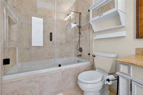 Купить виллу или дом в Майами-Шорс, Флорида 4 спальни, 335.47м2, № 2018267 - фото 26