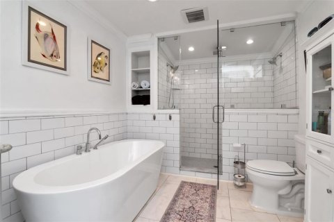 House in Tampa, Florida 3 bedrooms, 221.2 sq.m. № 1744435 - photo 23