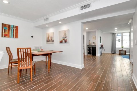 House in Tampa, Florida 3 bedrooms, 221.2 sq.m. № 1744435 - photo 19