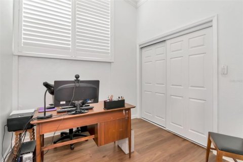 House in Tampa, Florida 3 bedrooms, 221.2 sq.m. № 1744435 - photo 28