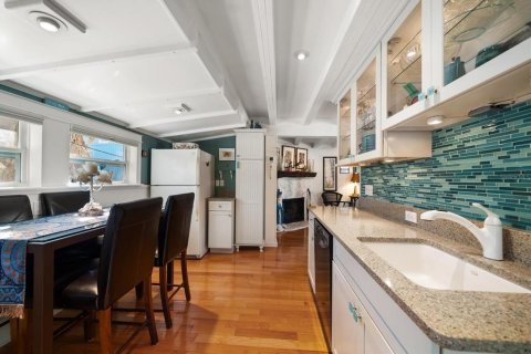 Casa en venta en Treasure Island, Florida, 1 dormitorio, 78.41 m2 № 1634361 - foto 18