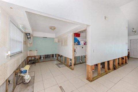 Propiedad comercial en venta en Venice, Florida, 4 dormitorios, 204.2 m2 № 1918425 - foto 17