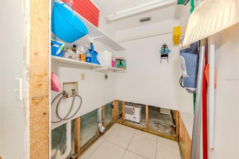 Propiedad comercial en venta en Venice, Florida, 4 dormitorios, 204.2 m2 № 1918425 - foto 18