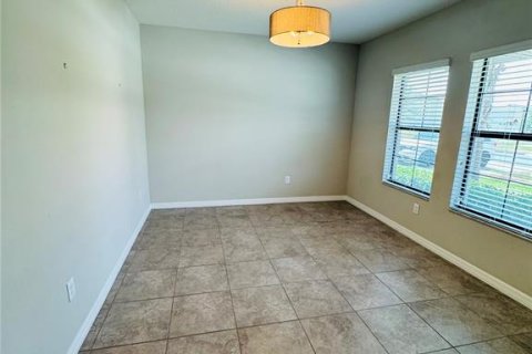 House in Riverview, Florida 5 bedrooms, 302.4 sq.m. № 1609461 - photo 20