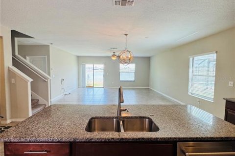 House in Riverview, Florida 5 bedrooms, 302.4 sq.m. № 1609461 - photo 19