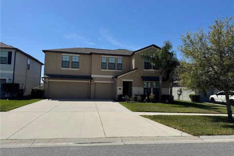 House in Riverview, Florida 5 bedrooms, 302.4 sq.m. № 1609461 - photo 1