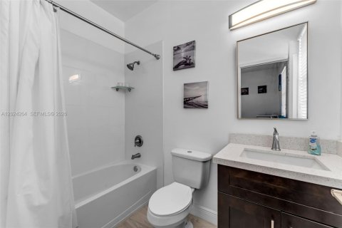 Touwnhouse à vendre à Homestead, Floride: 2 chambres, 113.71 m2 № 2084813 - photo 15
