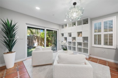 Touwnhouse à louer à Miami, Floride: 3 chambres, 160.72 m2 № 2076357 - photo 12