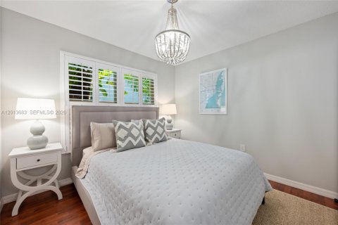 Touwnhouse à louer à Miami, Floride: 3 chambres, 160.72 m2 № 2076357 - photo 23
