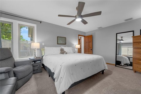 Casa en venta en Orlando, Florida, 4 dormitorios, 287.25 m2 № 1911781 - foto 20